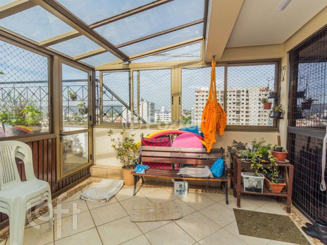 Apartamento com 188m², 3 dormitórios, 1 suíte, 2 vagas, Cristo Redentor em Porto Alegre