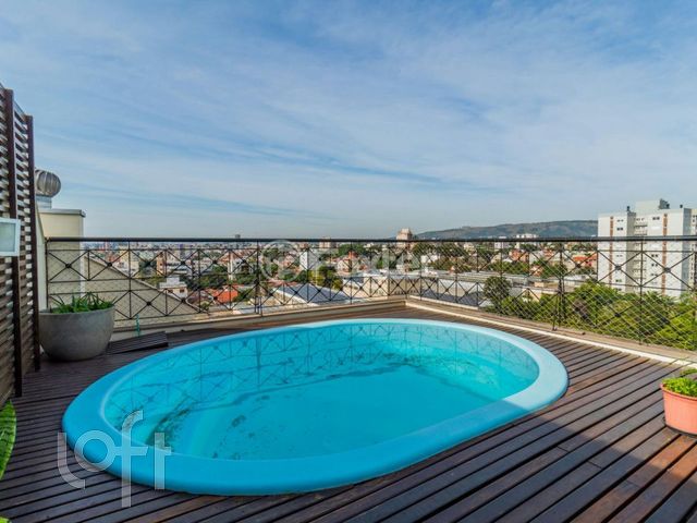 Apartamento com 188m², 3 dormitórios, 1 suíte, 2 vagas, Cristo Redentor em Porto Alegre