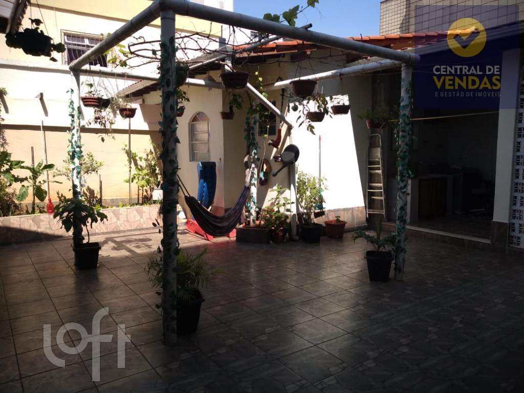 Casa à venda com 3 quartos, 360m² - Foto 15