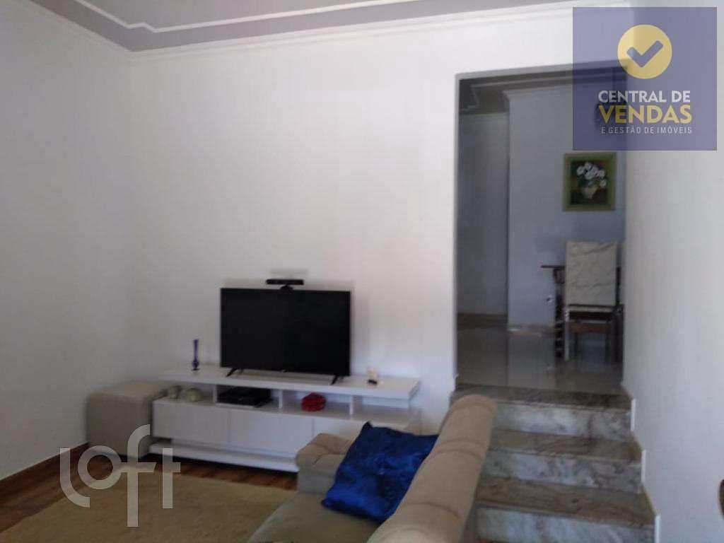 Casa à venda com 3 quartos, 360m² - Foto 4