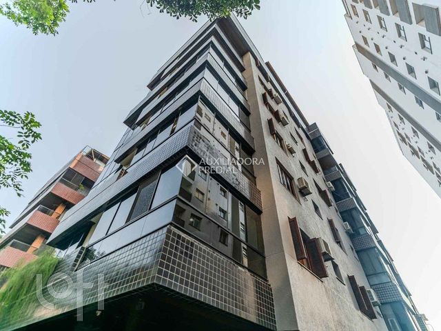 Apartamento com 313m², 3 dormitórios, 1 suíte, 3 vagas, Auxiliadora em Porto Alegre