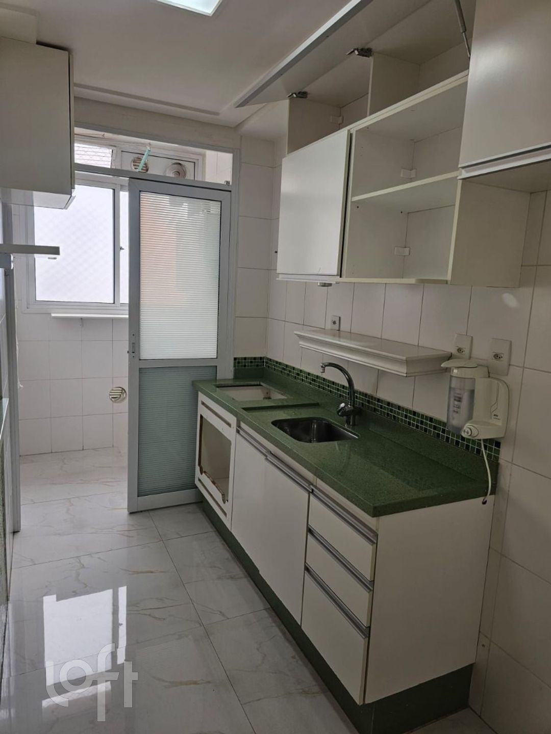 Apartamento à venda com 2 quartos, 64m² - Foto 9