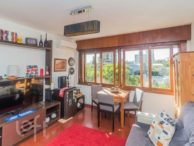 Apartamento com 80m², 2 dormitórios, 2 vagas, Menino Deus em Porto Alegre