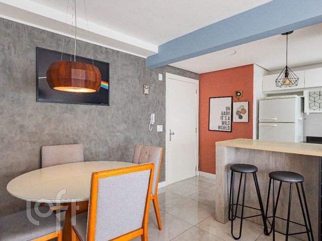 Apartamento com 61m², 2 dormitórios, 1 suíte, 2 vagas, Higienópolis em Porto Alegre