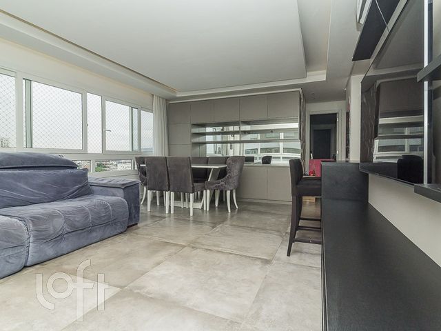 Apartamento com 91m², 3 dormitórios, 1 suíte, 2 vagas, Cristo Redentor em Porto Alegre