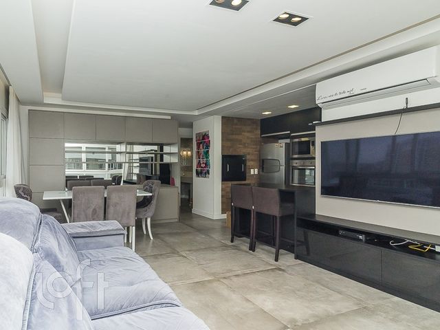 Apartamento com 91m², 3 dormitórios, 1 suíte, 2 vagas, Cristo Redentor em Porto Alegre