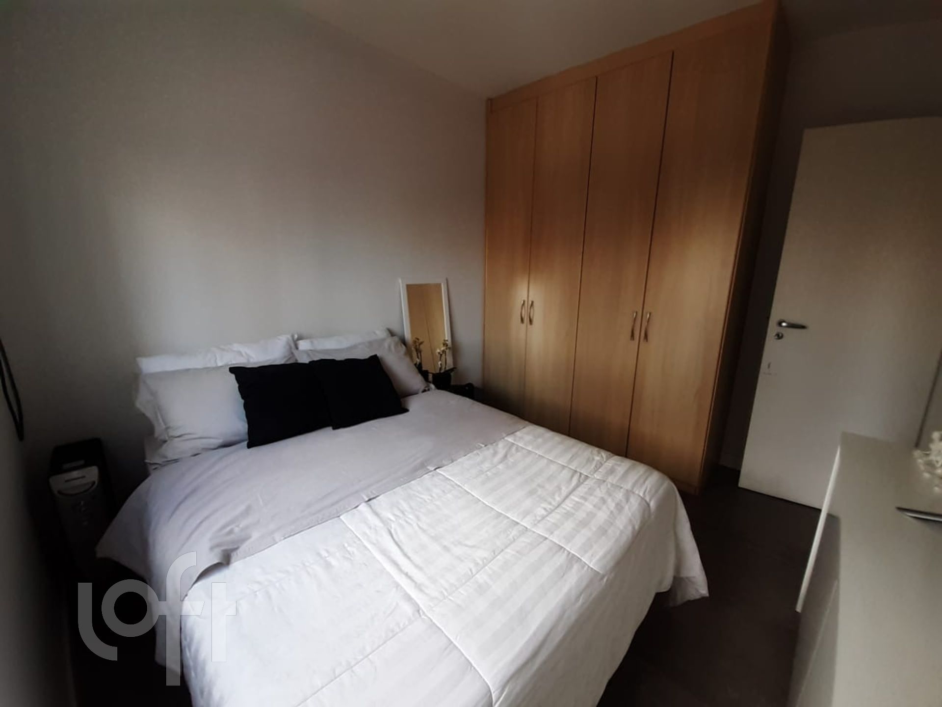 Apartamento à venda com 1 quarto, 35m² - Foto 4