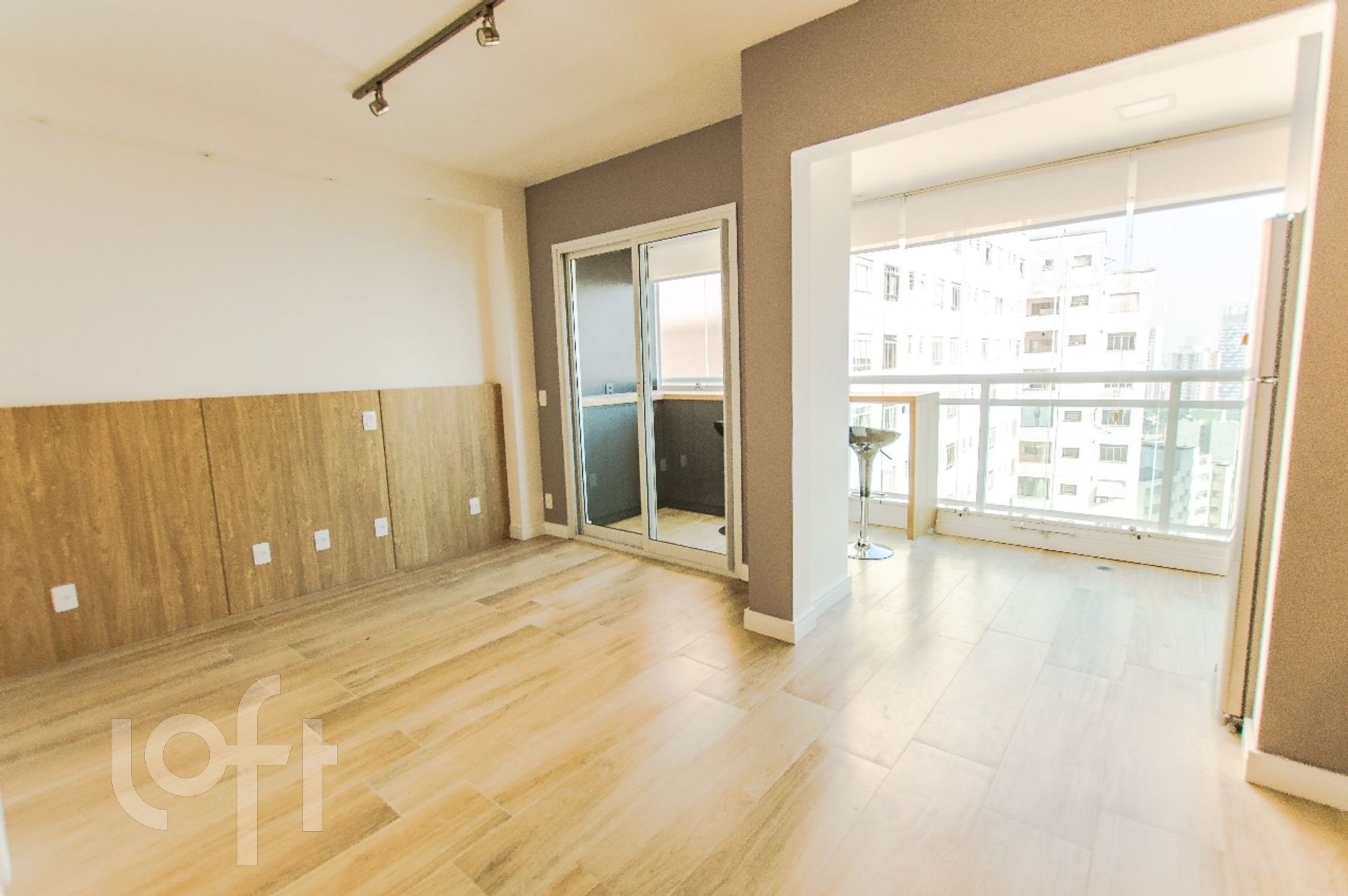 Apartamento à venda com 1 quarto, 33m² - Foto 11