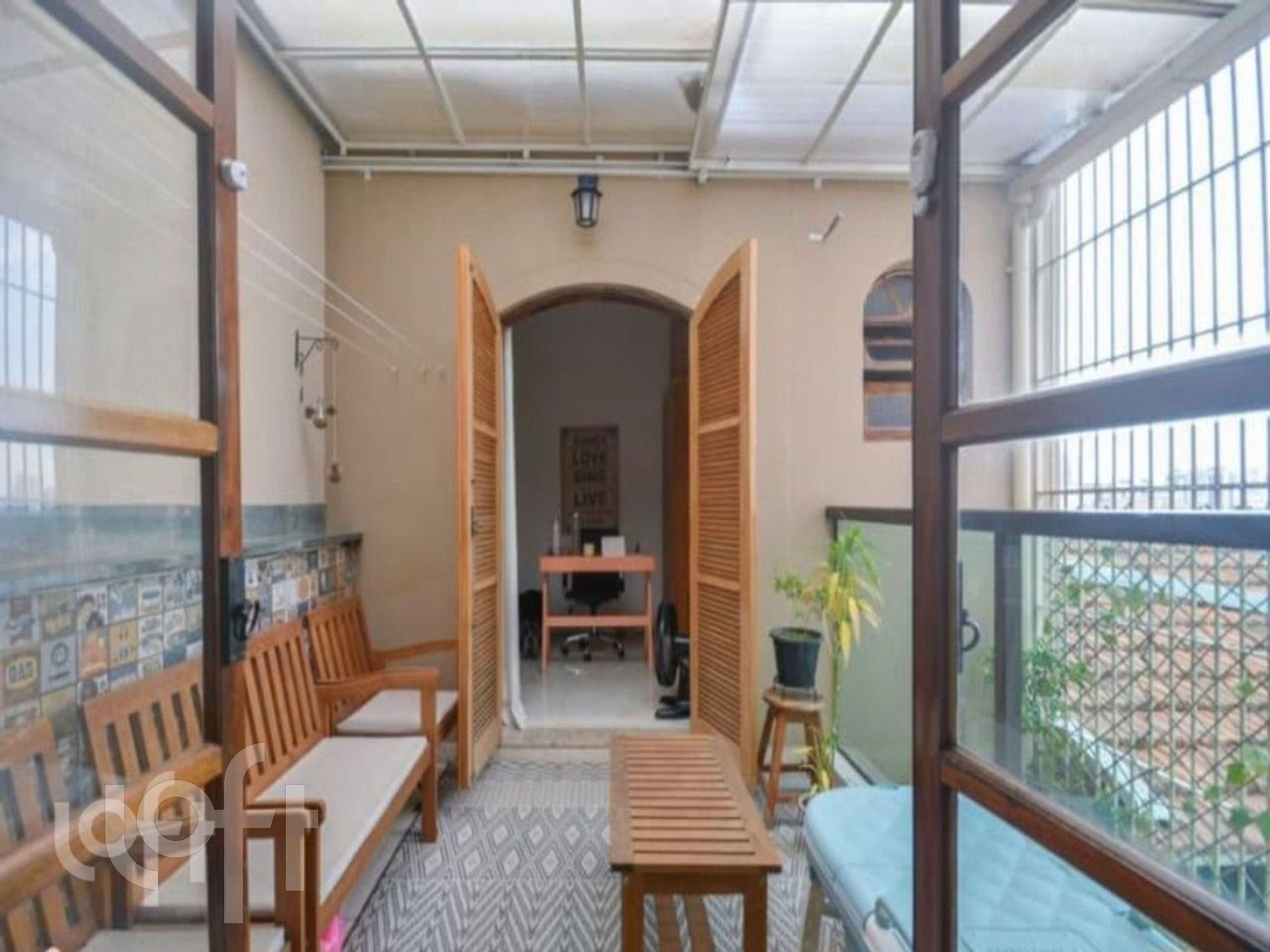 Casa à venda com 3 quartos, 1m² - Foto 4