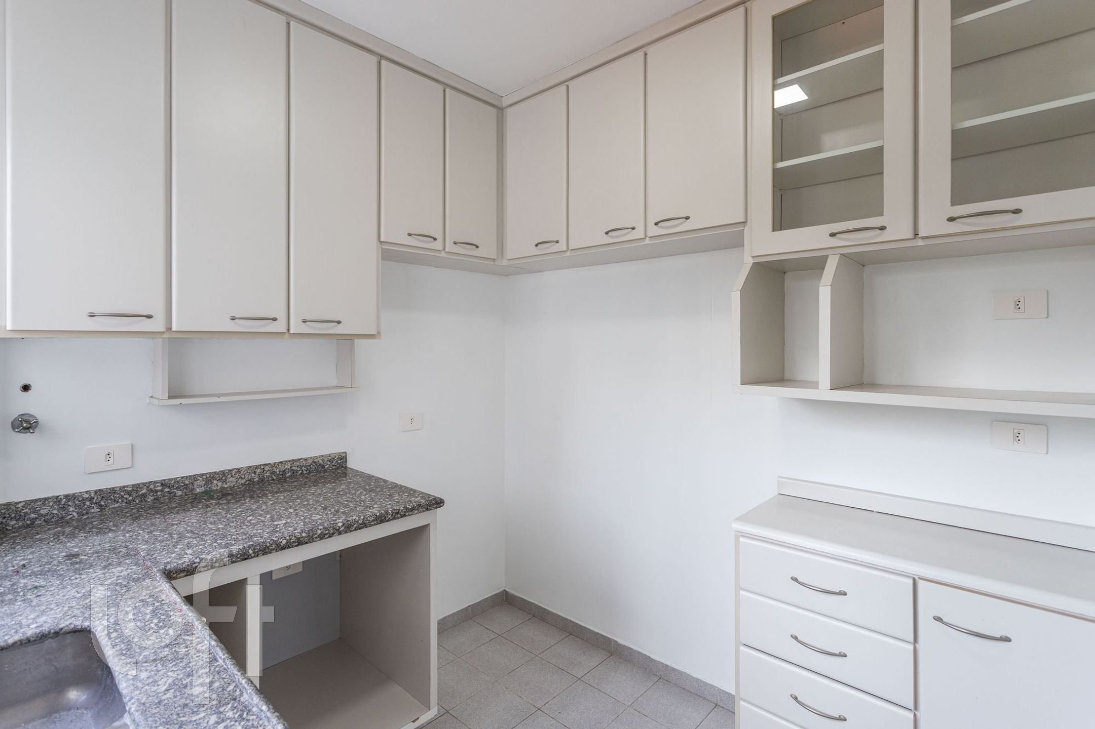 Apartamento à venda com 4 quartos, 152m² - Foto 32