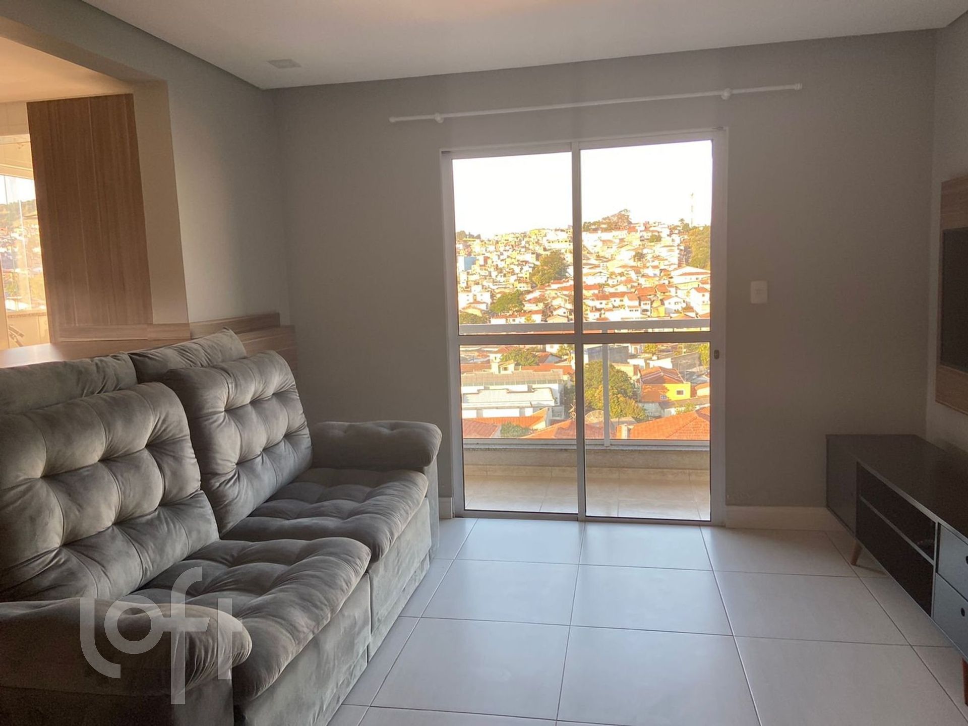 Apartamento à venda com 1 quarto, 80m² - Foto 1