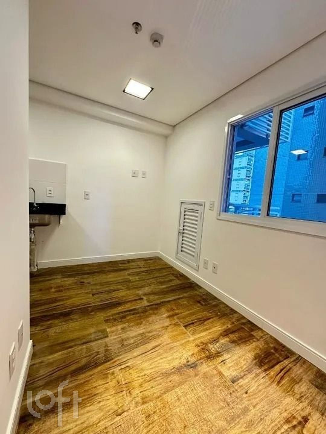 Apartamento à venda com 1 quarto, 19m² - Foto 2