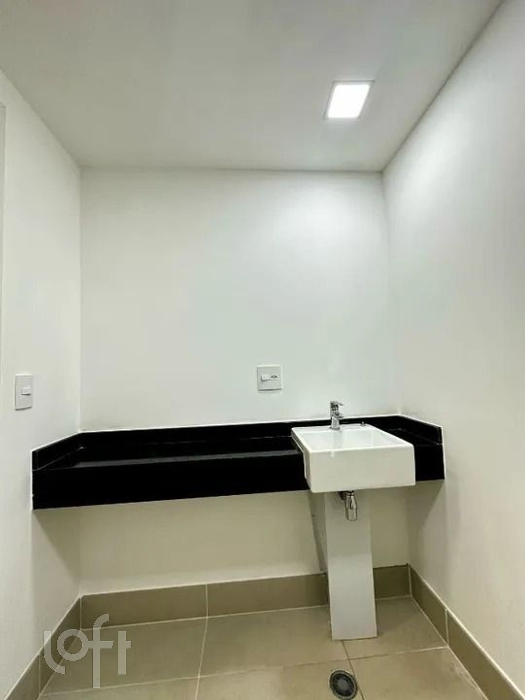 Apartamento à venda com 1 quarto, 19m² - Foto 7