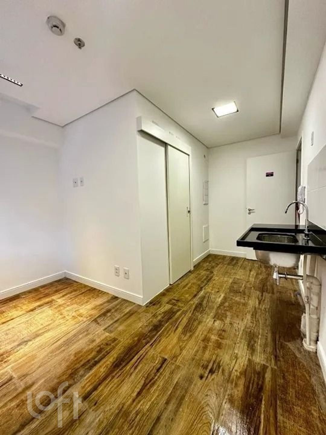 Apartamento à venda com 1 quarto, 19m² - Foto 5