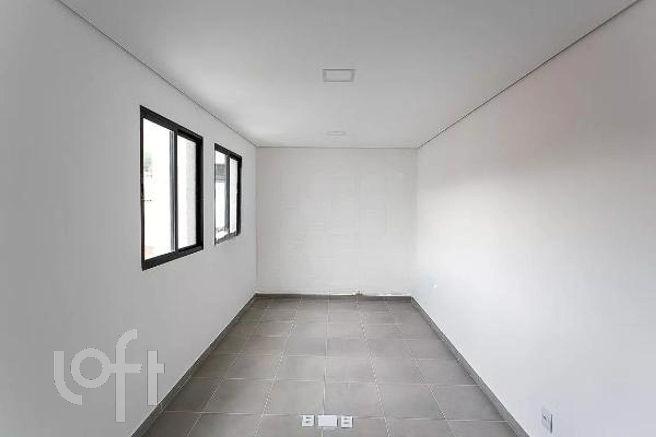 Apartamento à venda com 1 quarto, 32m² - Foto 1