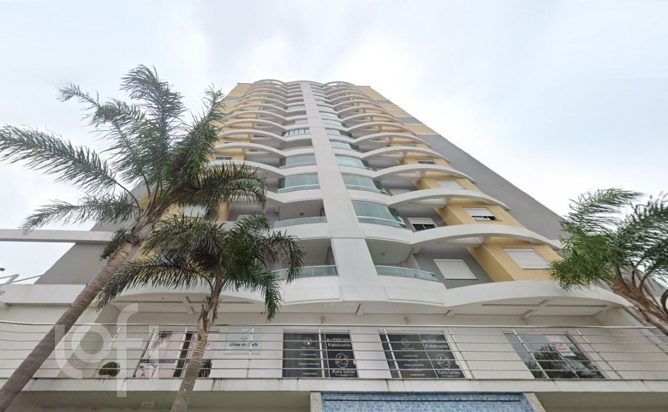 Apartamentos com 102m², 3 quartos, 1 suíte, 2 garagens, no bairro Barreiros em São José