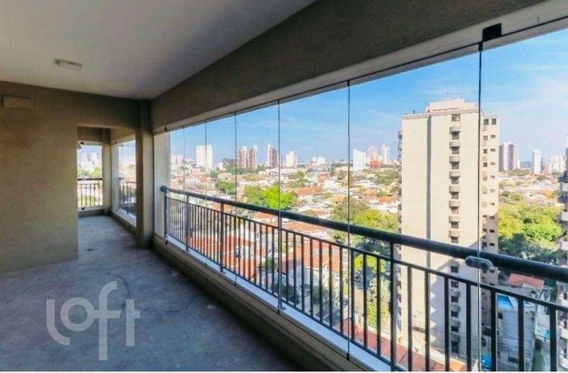 Apartamento à venda com 3 quartos, 110m² - Foto 1