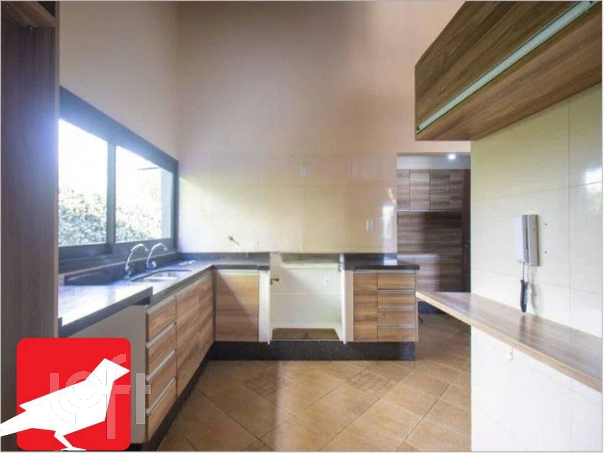 Casa à venda com 3 quartos, 600m² - Foto 27