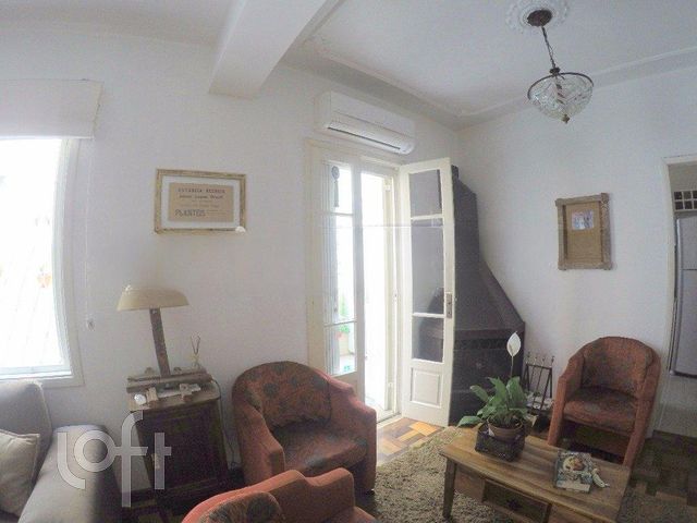 Apartamento com 117m², 3 dormitórios, Rio Branco em Porto Alegre