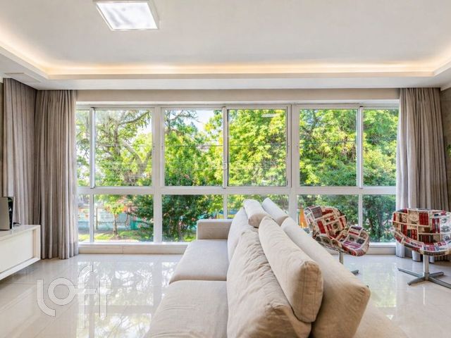 Apartamento com 119m², 3 dormitórios, 2 suítes, 1 vaga, Menino Deus em Porto Alegre