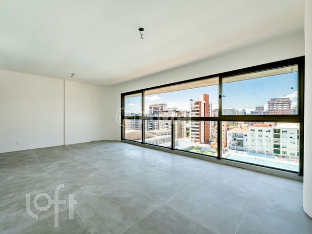 Apartamento com 93m², 2 dormitórios, 2 suítes, 2 vagas, Moinhos de Vento em Porto Alegre