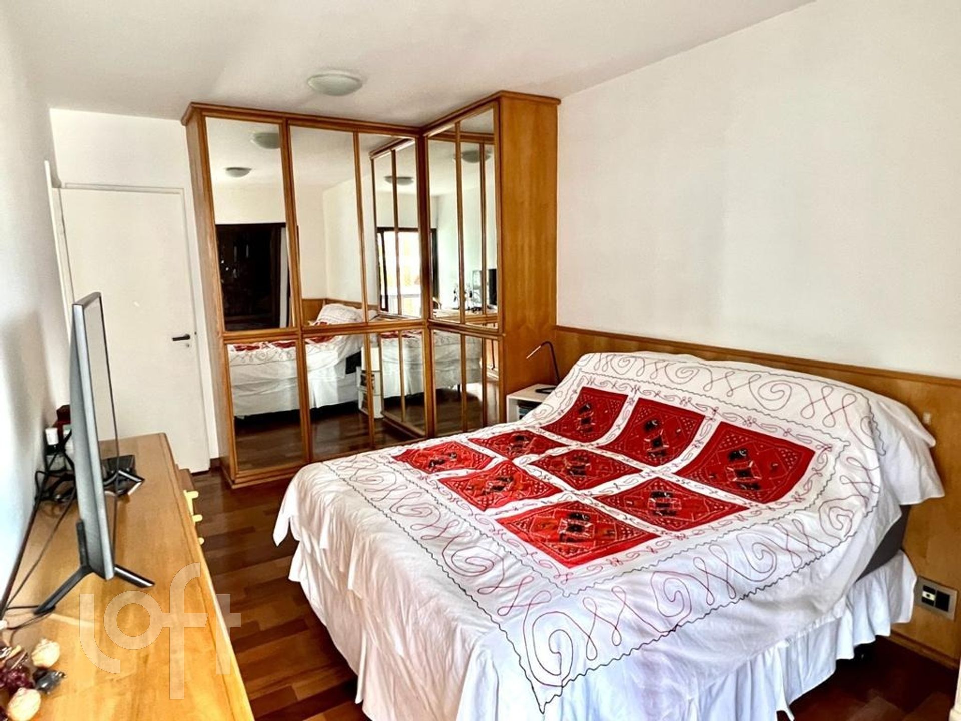 Apartamento à venda com 3 quartos, 154m² - Foto 11