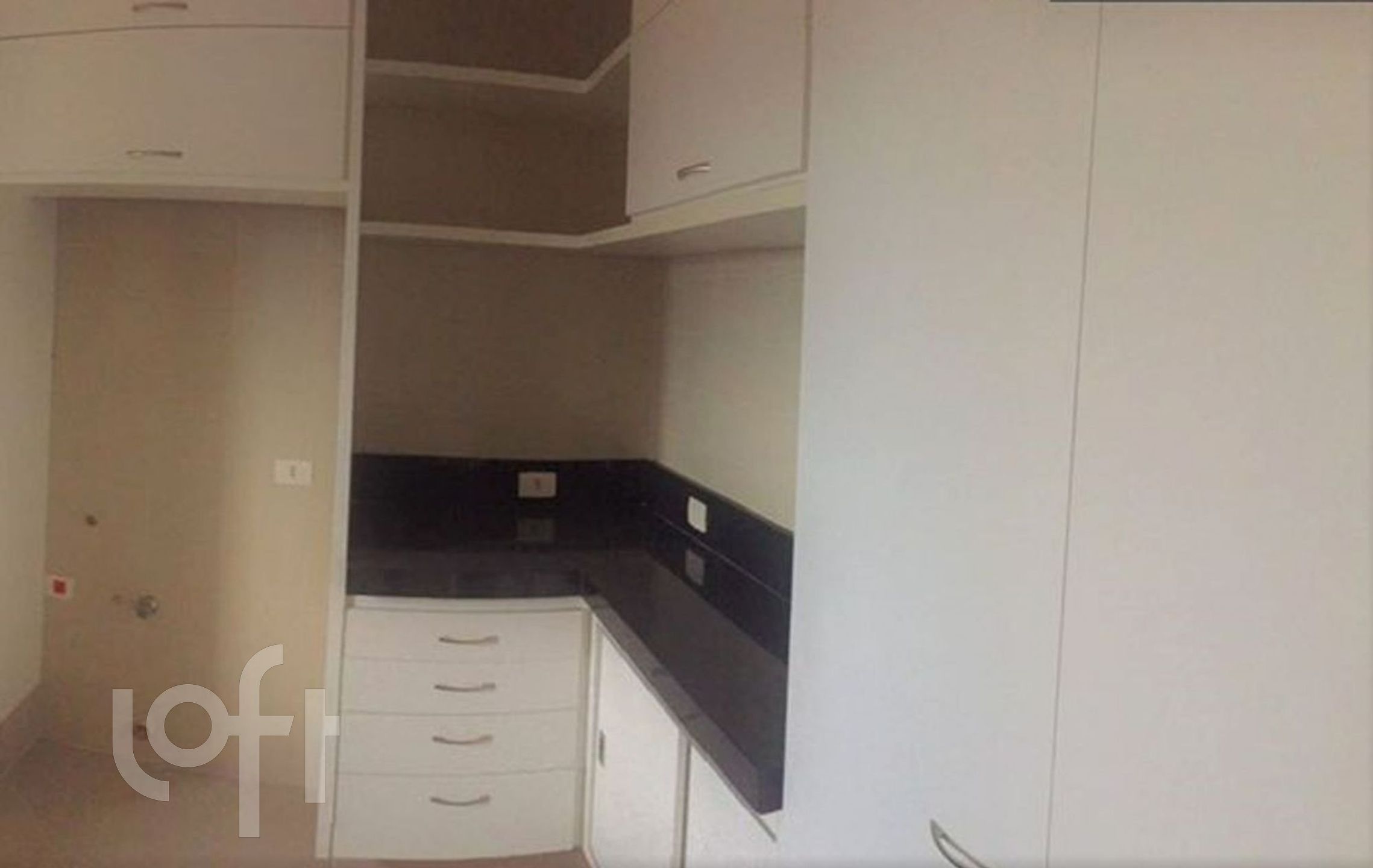 Apartamento à venda com 4 quartos, 230m² - Foto 15