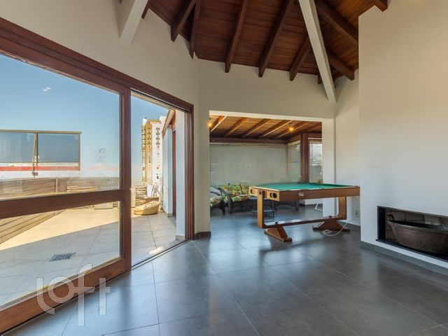 Apartamento com 207m², 2 dormitórios, 2 vagas, Bela Vista em Porto Alegre