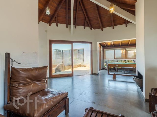 Apartamento com 207m², 2 dormitórios, 2 vagas, Bela Vista em Porto Alegre