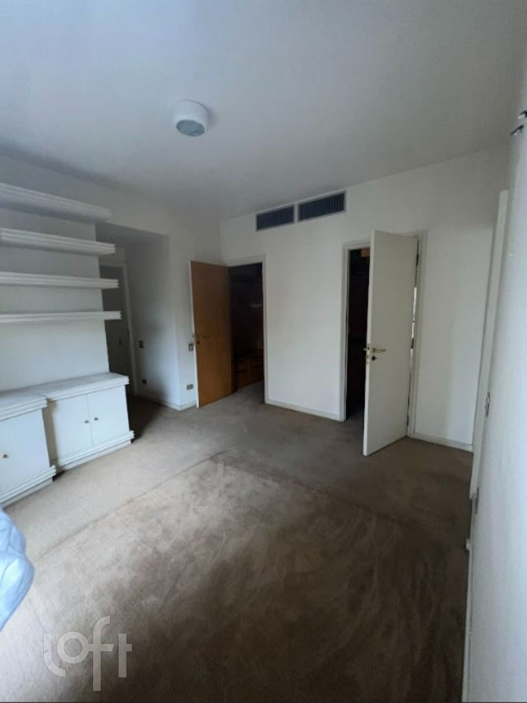 Apartamento à venda com 3 quartos, 200m² - Foto 1