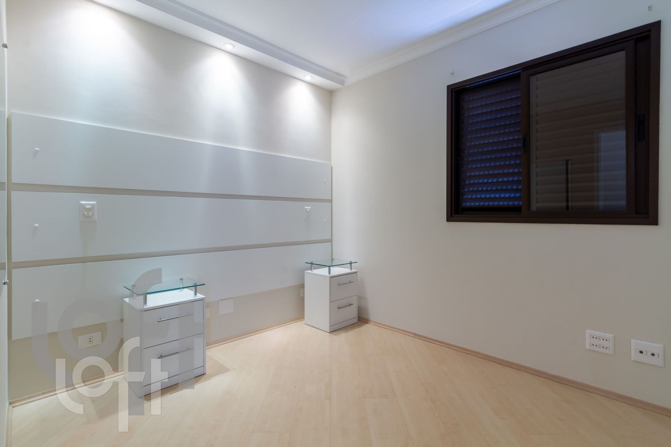 Apartamento à venda com 2 quartos, 55m² - Foto 19