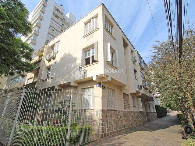 Apartamento com 92m², 3 dormitórios, Petrópolis em Porto Alegre