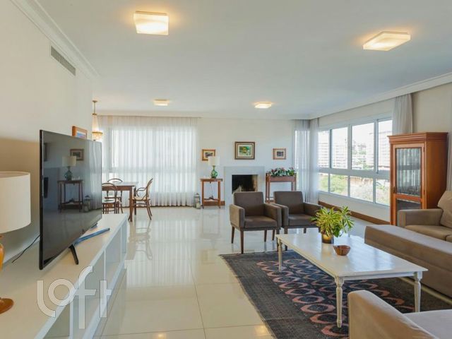 Apartamento com 178m², 3 dormitórios, 3 suítes, 3 vagas, Bela Vista em Porto Alegre