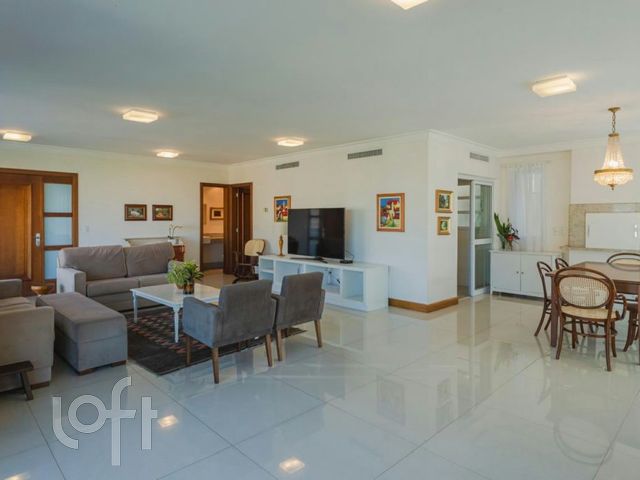 Apartamento com 178m², 3 dormitórios, 3 suítes, 3 vagas, Bela Vista em Porto Alegre