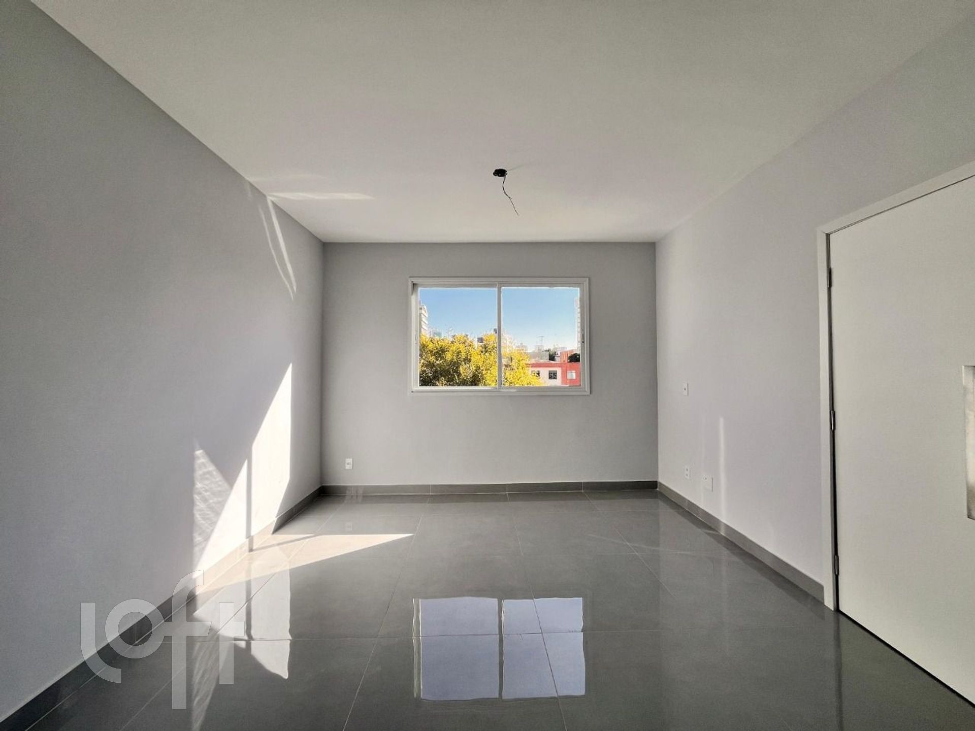 Apartamento à venda com 3 quartos, 73m² - Foto 1