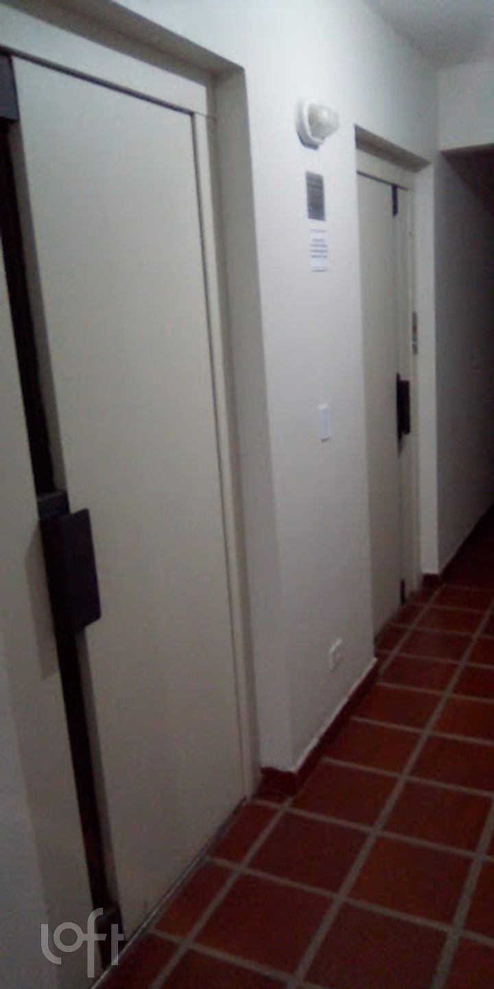 Apartamento à venda com 1 quarto, 43m² - Foto 13