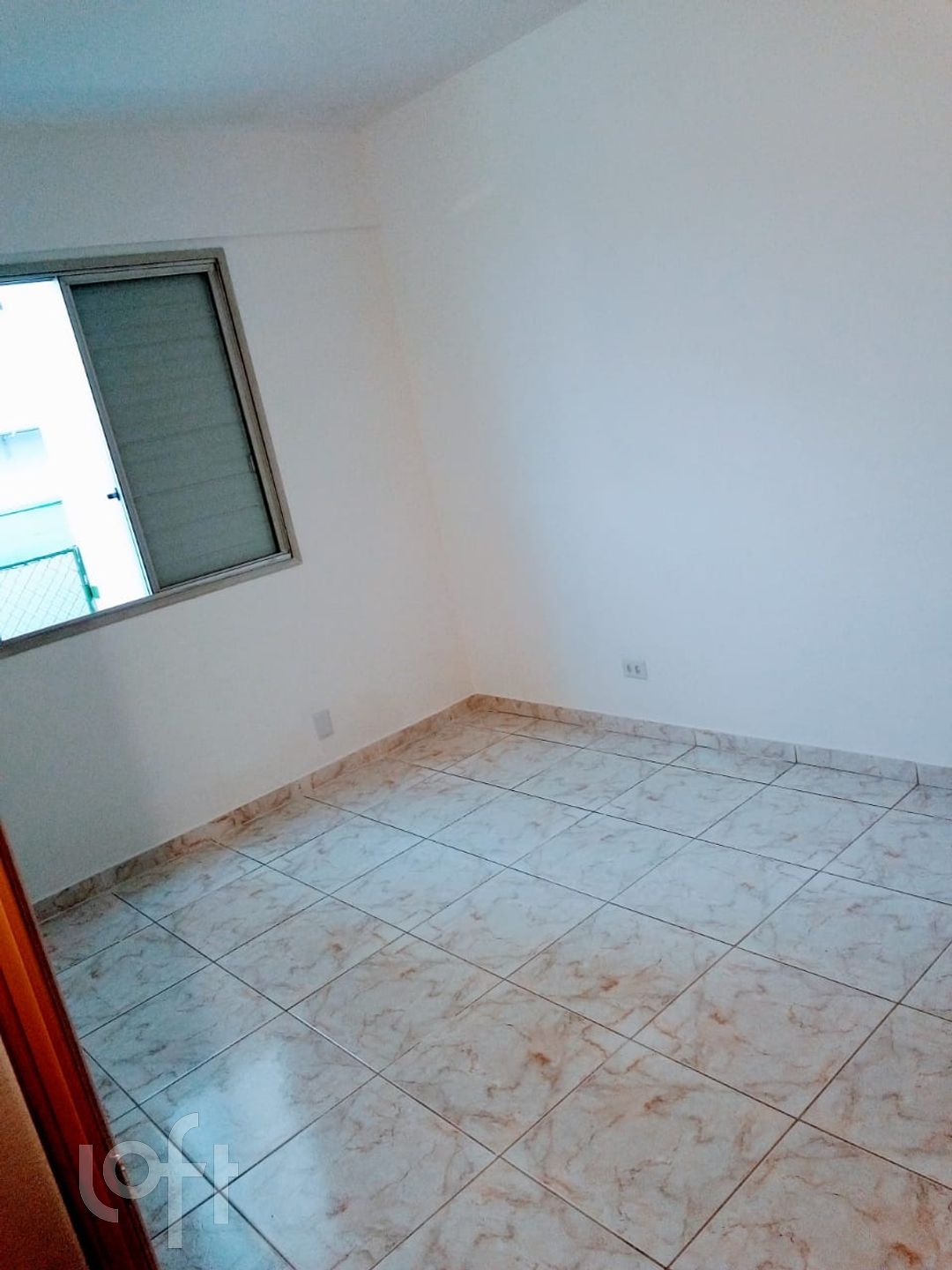 Apartamento à venda com 1 quarto, 43m² - Foto 2