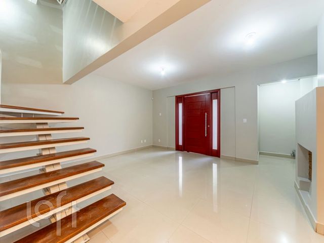 Casa com 186m², 4 dormitórios, 3 suítes, 3 vagas, Chácara das Pedras em Porto Alegre