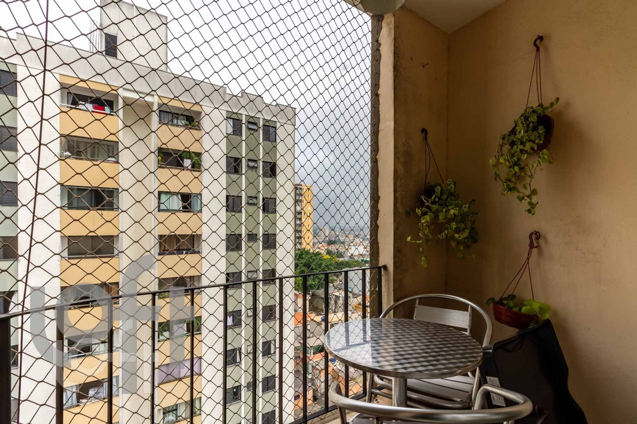 Apartamento à venda com 2 quartos, 65m² - Foto 17