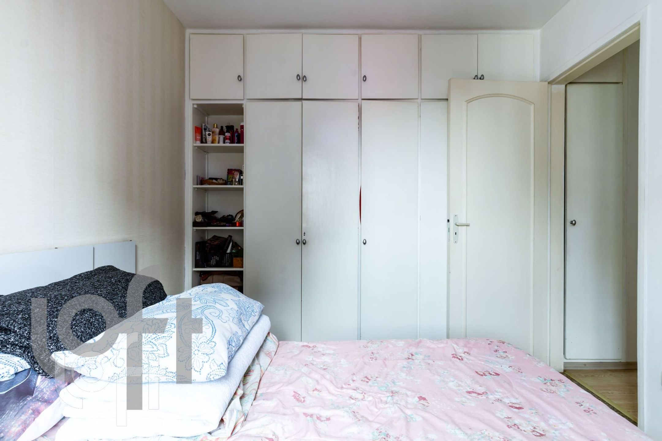 Apartamento à venda com 2 quartos, 65m² - Foto 30