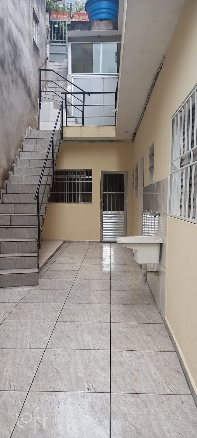 Casa à venda com 6 quartos, 230m² - Foto 7