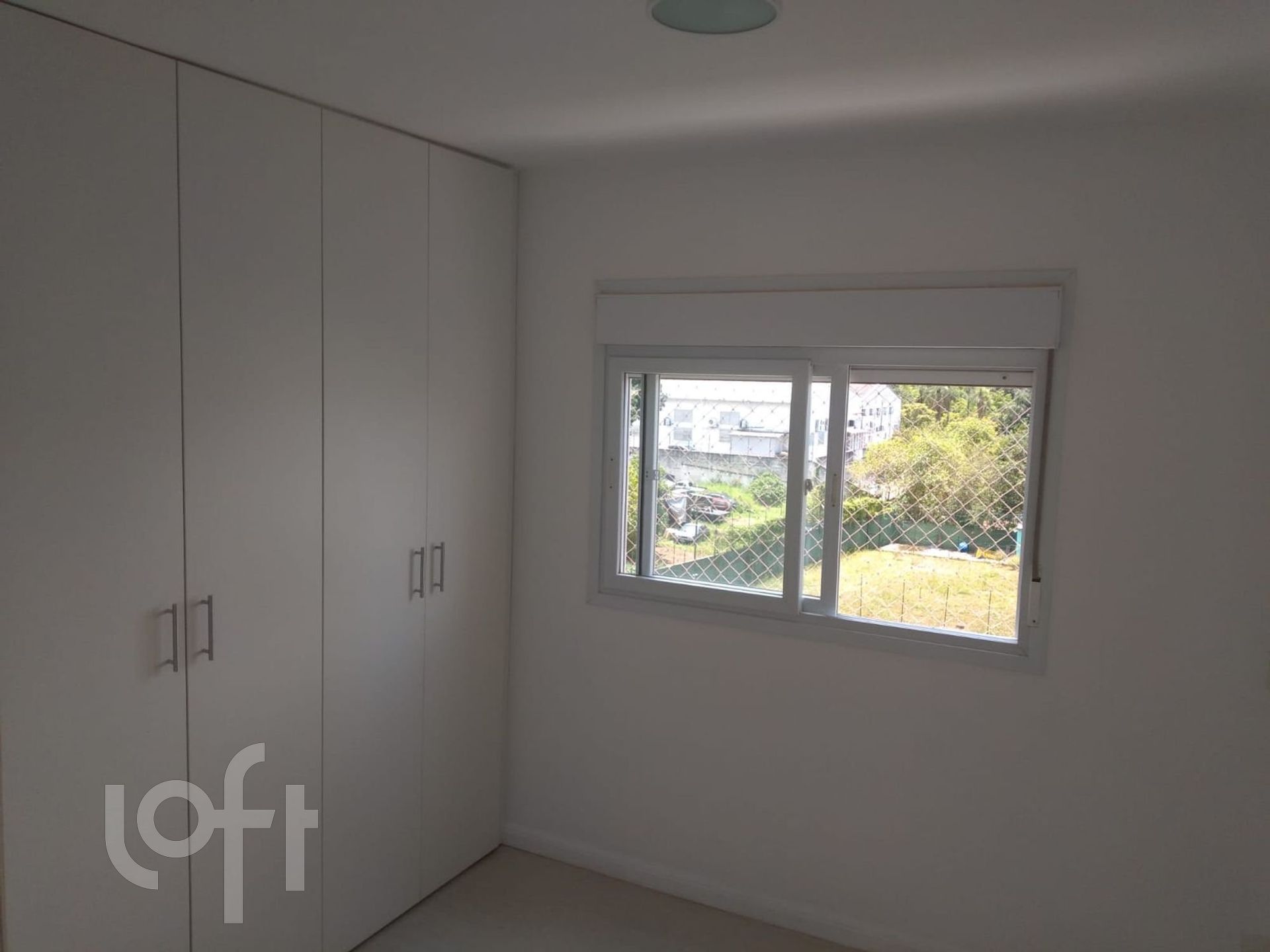 Apartamento à venda com 3 quartos, 86m² - Foto 2