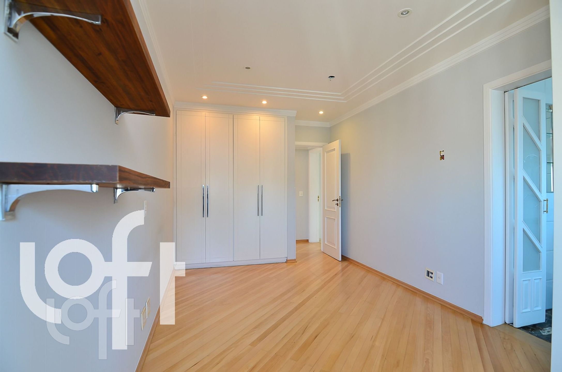 Apartamento à venda com 3 quartos, 258m² - Foto 6