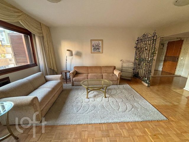 Apartamento com 127m², 4 dormitórios, 1 suíte, 1 vaga, Auxiliadora em Porto Alegre