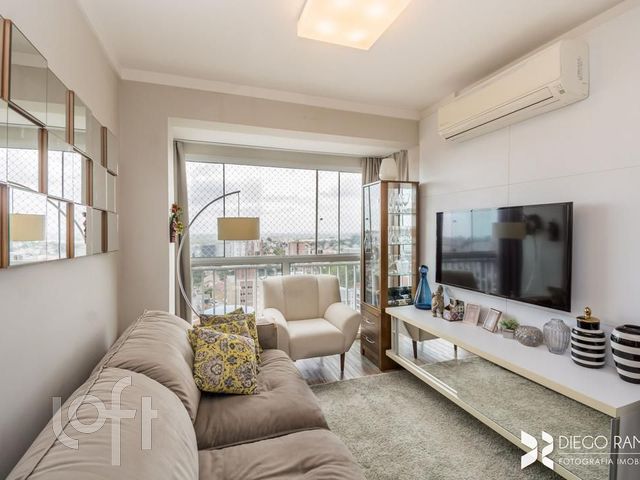 Apartamento com 59m², 2 dormitórios, 1 suíte, 1 vaga, Cristo Redentor em Porto Alegre