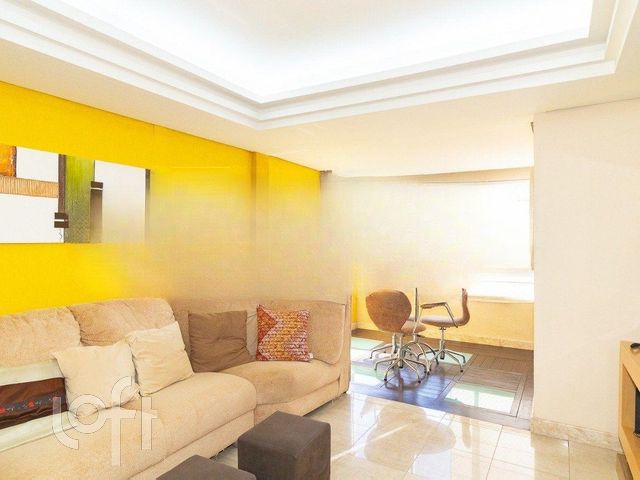 Apartamento com 238m², 3 dormitórios, 1 suíte, 3 vagas, Menino Deus em Porto Alegre