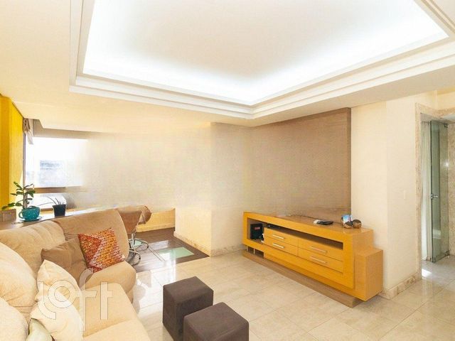 Apartamento com 238m², 3 dormitórios, 1 suíte, 3 vagas, Menino Deus em Porto Alegre