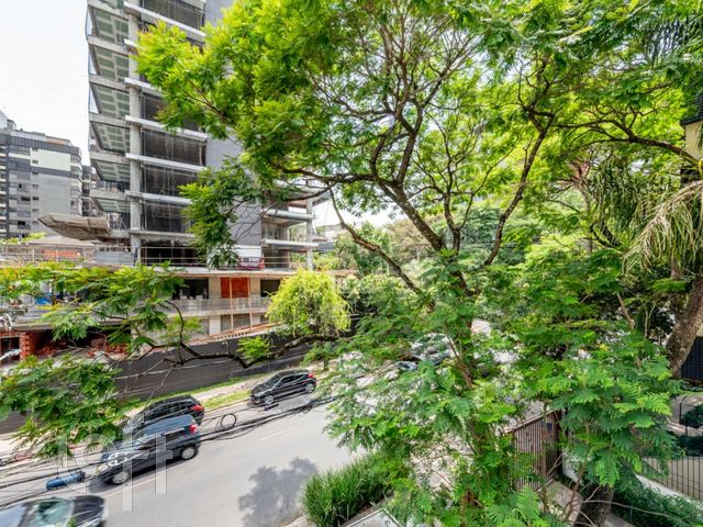 Apartamento com 86m², 2 dormitórios, 1 suíte, 2 vagas, Bela Vista em Porto Alegre