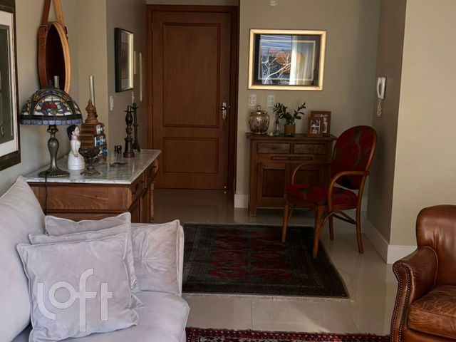 Apartamento com 86m², 2 dormitórios, 1 suíte, 2 vagas, Bela Vista em Porto Alegre