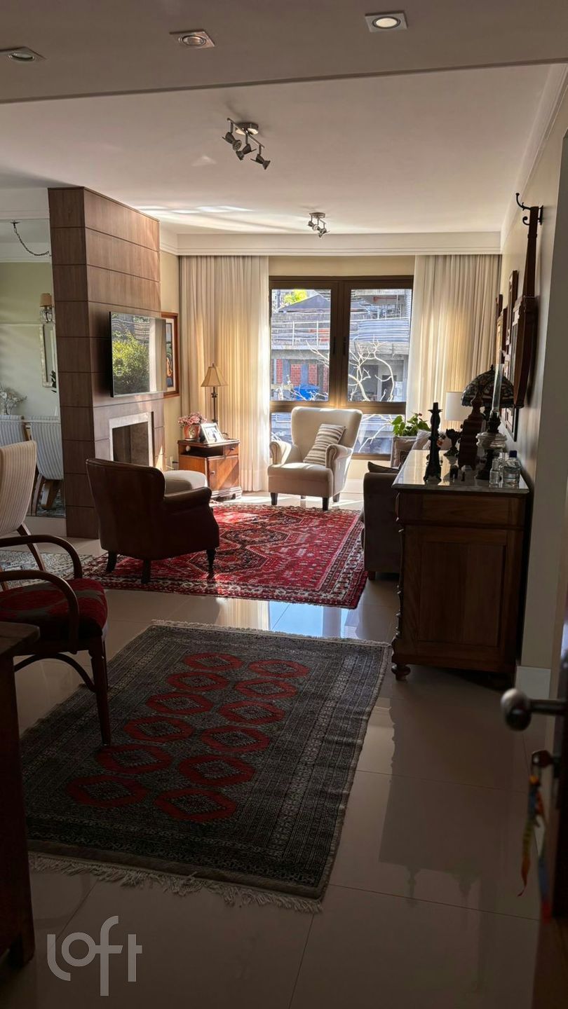 Apartamento com 86m², 2 dormitórios, 1 suíte, 2 vagas, Bela Vista em Porto Alegre